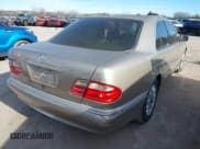 ✅ 2001 Mercedes-Benz E 320 • VIN: WDBJF65J01B222081 • Лот: 43787442. Опубликован ранее на IAAI с пробегом 152 876 миль. Бесплатный доступ к архиву аукционных продаж из США и подробный отчёт об истории автомобиля на DreamBid. Изображение 4.