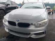 ✅ 2015 BMW 4 Series 428i • VIN: WBA4A5C52FD410686 • Lot: 43260133. Wystawiony na IAAI z przebiegiem 181 445 mil. Bezpłatny archiwum sprzedaży aukcyjnych z USA i szczegółowy raport historii pojazdu na DreamBid. Zdjęcie 6.