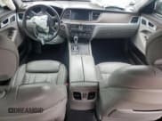 ✅ 2015 Hyundai Genesis 5.0L • VIN: KMHGN4JF6FU067452 • Лот: 83856535. Опубликован ранее на Copart с пробегом 116 377 миль. Бесплатный доступ к архиву аукционных продаж из США и подробный отчёт об истории автомобиля на DreamBid. Изображение 8.