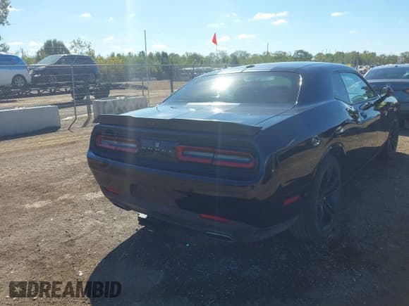 ✅ 2016 Dodge Challenger SXT • VIN: 2C3CDZAG9GH137594 • Лот: 43460055. Опубликован ранее на IAAI с пробегом 148 558 миль. Бесплатный доступ к архиву аукционных продаж из США и подробный отчёт об истории автомобиля на DreamBid. Изображение 16.