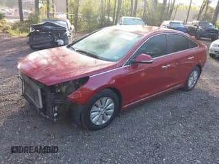 ✅ 2016 Hyundai Sonata SE • VIN: KMHE24L16GA012388 • Лот: 43366541. Опубликован ранее на IAAI с пробегом 144 652 миль. Бесплатный доступ к архиву аукционных продаж из США и подробный отчёт об истории автомобиля на DreamBid. Изображение 2.