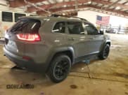 ✅ 2022 Jeep Cherokee X • VIN: 1C4PJMCXXND545103 • Лот: 65228605. Опубликован ранее на Copart с пробегом 31 470 миль. Бесплатный доступ к архиву аукционных продаж из США и подробный отчёт об истории автомобиля на DreamBid. Изображение 3.