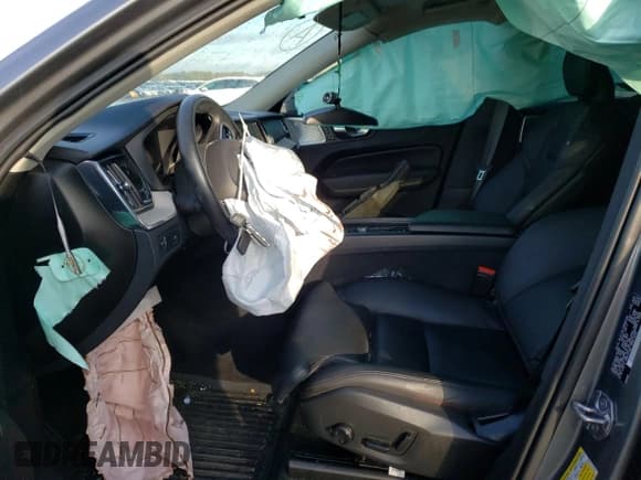 ✅ 2020 Volvo XC60 Inscription • VIN: YV4A22RL2L1561495 • Lot: 37864993. Listed on Copart with Not provided. Free auction sales archive from the USA and detailed vehicle history report at DreamBid. Image 7.