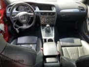 ✅ 2012 Audi S4 Premium Plus • VIN: WAUDGAFL2CA081941 • Lot: 70385514. Wystawiony na Copart z przebiegiem 108 714 mil. Bezpłatny archiwum sprzedaży aukcyjnych z USA i szczegółowy raport historii pojazdu na DreamBid. Zdjęcie 8.