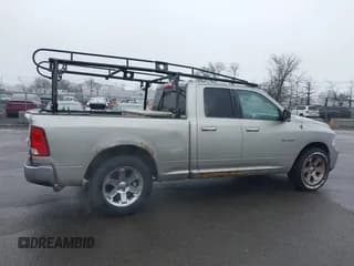 ✅ 2010 Dodge 1500 SLT • VIN: 1D7RV1GP3AS197145 • Lot: 41837884. Wystawiony na IAAI z przebiegiem 241 378 mil. Bezpłatny archiwum sprzedaży aukcyjnych z USA i szczegółowy raport historii pojazdu na DreamBid. Zdjęcie 6.
