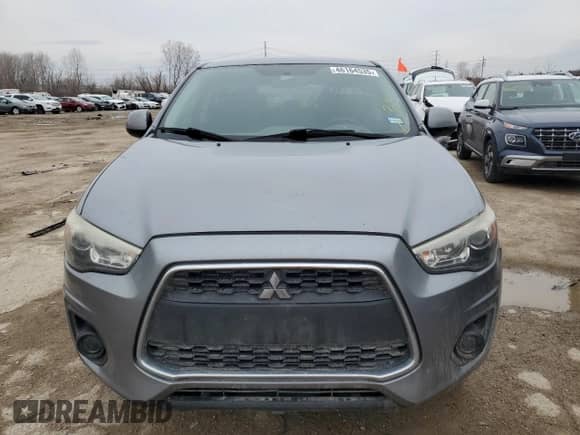 2015 Mitsubishi Outlander ES с VIN 4A4AP3AW7FE037622, выставлен на аукционе Copart как лот 46164535 с пробегом 219 773 миль миль и Списание • Salvage title. История ставок и продаж доступна на DreamBid. Изображение 5.