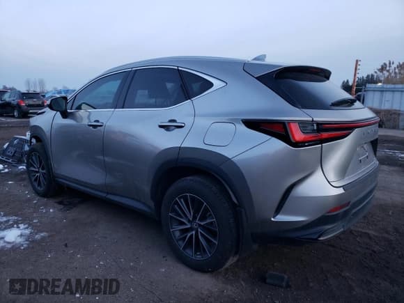 ✅ 2022 Lexus NX 350h Premium • VIN: 2T2GKCEZ3NC001671 • Lot: 72226562. Wystawiony na Copart z przebiegiem 10 602 mil. Bezpłatny archiwum sprzedaży aukcyjnych z USA i szczegółowy raport historii pojazdu na DreamBid. Zdjęcie 2.