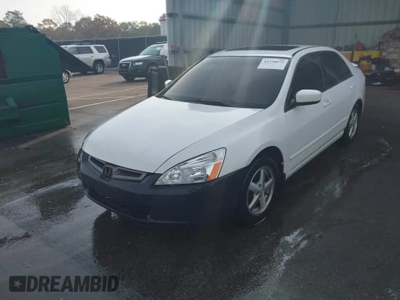 ✅ 2005 Honda Accord EX • VIN: 1HGCM56795A078377 • Lot: 43728075. Listed on IAAI with 217,440 mi. Free auction sales archive from the USA and detailed vehicle history report at DreamBid. Image 2.