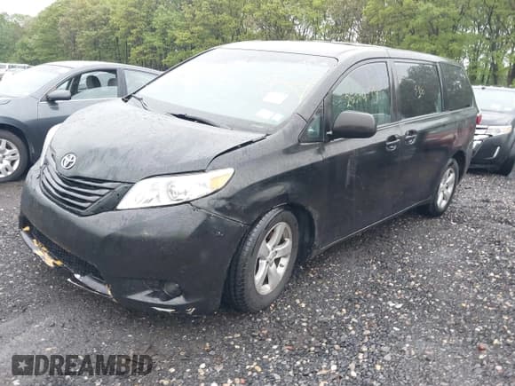 ✅ 2016 Toyota Sienna L • VIN: 5TDZK3DC7GS729787 • Lot: 42238339. Wystawiony na IAAI z przebiegiem Nie podano. Bezpłatny archiwum sprzedaży aukcyjnych z USA i szczegółowy raport historii pojazdu na DreamBid. Zdjęcie 2.