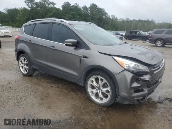 ✅ 2013 Ford Escape Titanium • VIN: 1FMCU0J93DUC51751 • Lot: 56179725. Listed on Copart with 48,688 mi. Free auction sales archive from the USA and detailed vehicle history report at DreamBid. Image 4.