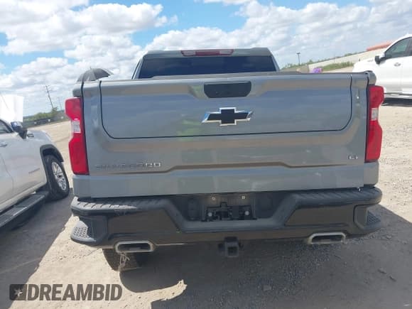 ✅ 2024 Chevrolet Silverado 1500 LT Trail Boss • VIN: 3GCUDFED3RG333550 • Lot: 43269407. Wystawiony na IAAI z przebiegiem Nie podano. Bezpłatny archiwum sprzedaży aukcyjnych z USA i szczegółowy raport historii pojazdu na DreamBid. Zdjęcie 15.