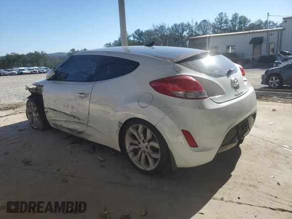 ✅ 2013 Hyundai Veloster w/Black Int • VIN: KMHTC6AD3DU166919 • Lot: 89124595. Wystawiony na Copart z przebiegiem 194 787 mil. Bezpłatny archiwum sprzedaży aukcyjnych z USA i szczegółowy raport historii pojazdu na DreamBid. Zdjęcie 2.