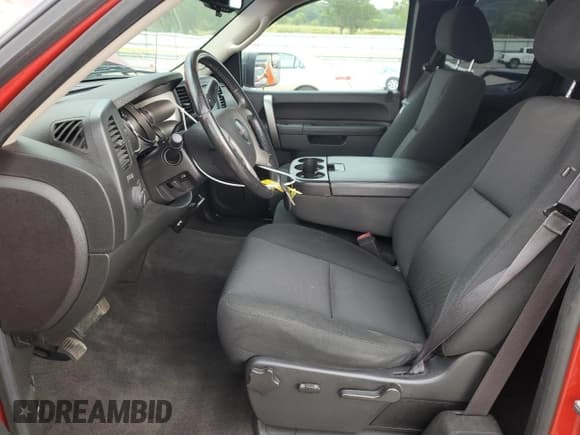 ✅ 2013 GMC Sierra 1500 SLE • VIN: 1GTR2VE71DZ398454 • Лот: 81601685. Опубликован ранее на Copart с пробегом 217 136 миль. Бесплатный доступ к архиву аукционных продаж из США и подробный отчёт об истории автомобиля на DreamBid. Изображение 7.