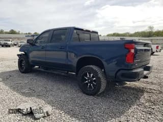 ✅ 2019 Chevrolet Silverado 1500 RST • VIN: 1GCUYEED3KZ155921 • Lot: 71069354. Wystawiony na Copart z przebiegiem 139 083 mil. Bezpłatny archiwum sprzedaży aukcyjnych z USA i szczegółowy raport historii pojazdu na DreamBid. Zdjęcie 2.