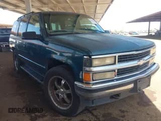 ✅ 1997 Chevrolet Tahoe • VIN: 1GNEK13R7VJ365039 • Lot: 42884729. Listed on IAAI with 282,422 mi. Free auction sales archive from the USA and detailed vehicle history report at DreamBid. Image 1.