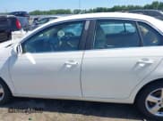 ✅ 2008 Volkswagen Jetta SE • VIN: 3VWRM71K08M071189 • Лот: 42771023. Опубликован ранее на IAAI с пробегом 47 286 миль. Бесплатный доступ к архиву аукционных продаж из США и подробный отчёт об истории автомобиля на DreamBid. Изображение 15.