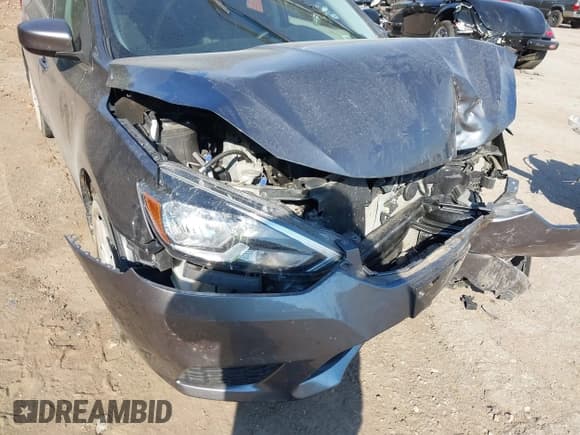 ✅ 2017 Nissan Sentra SL • VIN: 3N1AB7AP6HY410714 • Lot: 43470046. Listed on IAAI with 67,972 mi. Free auction sales archive from the USA and detailed vehicle history report at DreamBid. Image 6.