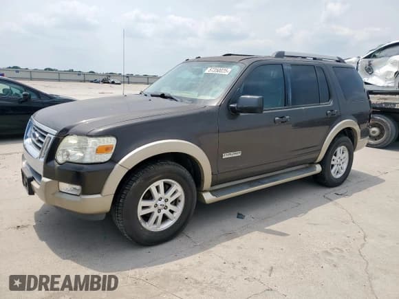 ✅ 2006 Ford Explorer Eddie Bauer • VIN: 1FMEU64EX6UB16337 • Лот: 57350035. Опубликован ранее на Copart с пробегом 111 736 миль. Бесплатный доступ к архиву аукционных продаж из США и подробный отчёт об истории автомобиля на DreamBid. Изображение 1.