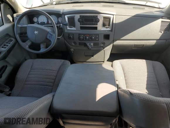 ✅ 2008 Dodge 1500 ST • VIN: 1D7HU18N58S543895 • Лот: 73065844. Опубликован ранее на Copart с пробегом 153 128 миль. Бесплатный доступ к архиву аукционных продаж из США и подробный отчёт об истории автомобиля на DreamBid. Изображение 8.