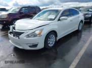 ✅ 2015 Nissan Altima SV • VIN: 1N4AL3AP0FC464038 • Lot: 43602946. Wystawiony na IAAI z przebiegiem 266 169 mil. Bezpłatny archiwum sprzedaży aukcyjnych z USA i szczegółowy raport historii pojazdu na DreamBid. Zdjęcie 22.