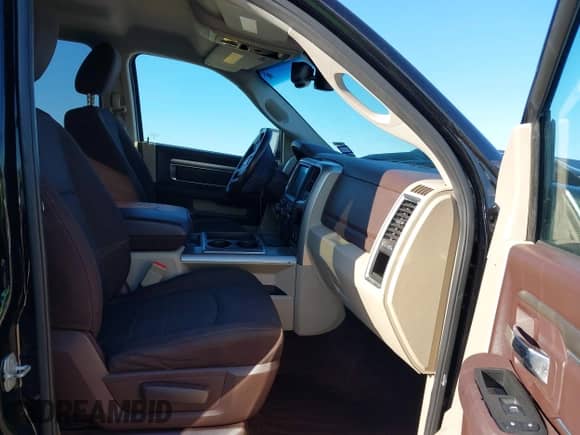 2014 Ram 1500 Big Horn with VIN 1C6RR7LT0ES463013, listed as a IAAI auction lot 41500663 with 164,285 mi miles and . Bid and sale history available at DreamBid. Image 5.