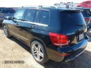 ✅ 2015 Mercedes-Benz GLK 350 • VIN: WDCGG5HB4FG338718 • Лот: 43650420. Опубликован ранее на IAAI с пробегом 230 747 миль. Бесплатный доступ к архиву аукционных продаж из США и подробный отчёт об истории автомобиля на DreamBid. Изображение 3.