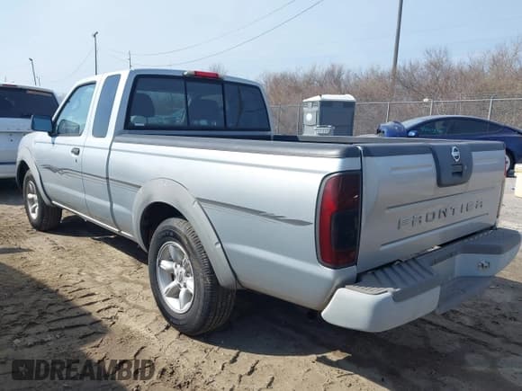 ✅ 2002 Nissan Frontier XE • VIN: 1N6DD26S72C364828 • Lot: 41762165. Listed on IAAI with 132,430 mi. Free auction sales archive from the USA and detailed vehicle history report at DreamBid. Image 3.