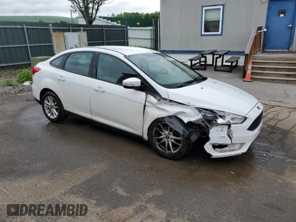 ✅ 2017 Ford Focus SE • VIN: 1FADP3F22HL274260 • Lot: 57409525. Listed on Copart with 122,592 mi. Free auction sales archive from the USA and detailed vehicle history report at DreamBid. Image 4.