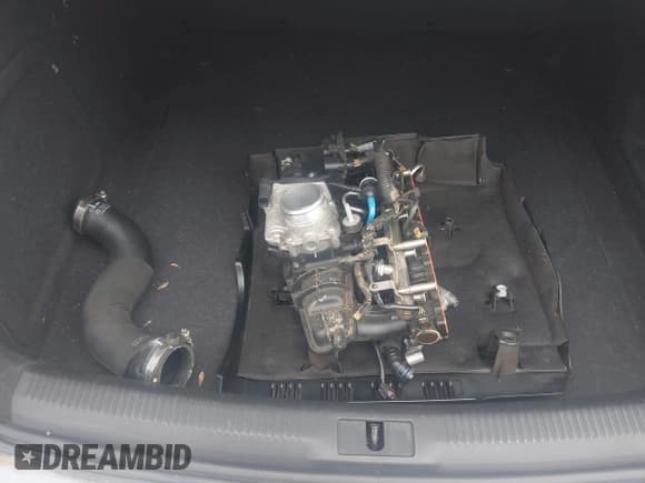 ✅ 2012 Audi A4 Premium • VIN: WAUBFAFLXCN020579 • Lot: 42897048. Wystawiony na IAAI z przebiegiem 108 732 mil. Bezpłatny archiwum sprzedaży aukcyjnych z USA i szczegółowy raport historii pojazdu na DreamBid. Zdjęcie 12.