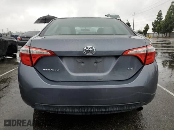 ✅ 2015 Toyota Corolla LE • VIN: 5YFBURHE7FP188015 • Лот: 92470535. Опубликован ранее на Copart с пробегом 219 932 миль. Бесплатный доступ к архиву аукционных продаж из США и подробный отчёт об истории автомобиля на DreamBid. Изображение 6.