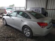 ✅ 2016 Chevrolet Cruze LS • VIN: 1G1PC5SH6G7157628 • Lot: 43152904. Listed on IAAI with 122,661 mi. Free auction sales archive from the USA and detailed vehicle history report at DreamBid. Image 3.