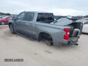 ✅ 2019 Chevrolet Silverado 1500 LT • VIN: 3GCPWCEK5KG127317 • Lot: 42642169. Wystawiony na IAAI z przebiegiem 127 563 mil. Bezpłatny archiwum sprzedaży aukcyjnych z USA i szczegółowy raport historii pojazdu na DreamBid. Zdjęcie 3.