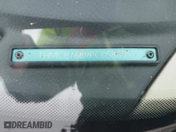 ✅ 1993 Honda Accord • VIN: JHMCB7689PC058855 • Lot: 43819669. Listed on IAAI with 199,357 mi. Free auction sales archive from the USA and detailed vehicle history report at DreamBid. Image 9.