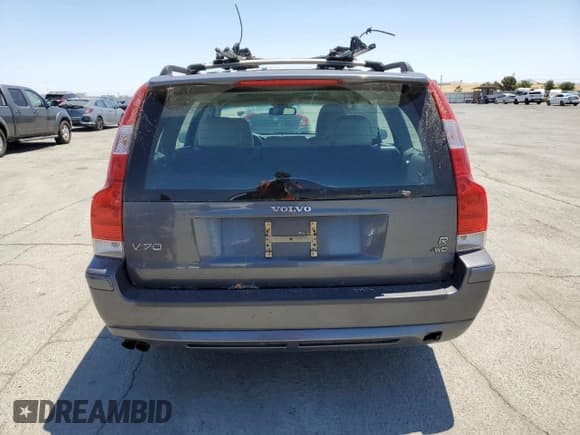 ✅ 2005 Volvo V70 • VIN: YV1SJ527952511421 • Lot: 63468215. Wystawiony na Copart z przebiegiem 118 443 mil. Bezpłatny archiwum sprzedaży aukcyjnych z USA i szczegółowy raport historii pojazdu na DreamBid. Zdjęcie 6.