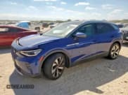 ✅ 2021 Volkswagen ID.4 Pro S • VIN: WVGKMPE24MP042860 • Lot: 86502195. Listed on Copart with 144 mi. Free auction sales archive from the USA and detailed vehicle history report at DreamBid. Image 1.