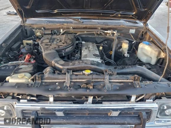 ✅ 1996 Nissan Frontier XE • VIN: 1N6SD16SXTC315836 • Lot: 96333145. Listed on Copart with 155,001 mi. Free auction sales archive from the USA and detailed vehicle history report at DreamBid. Image 11.