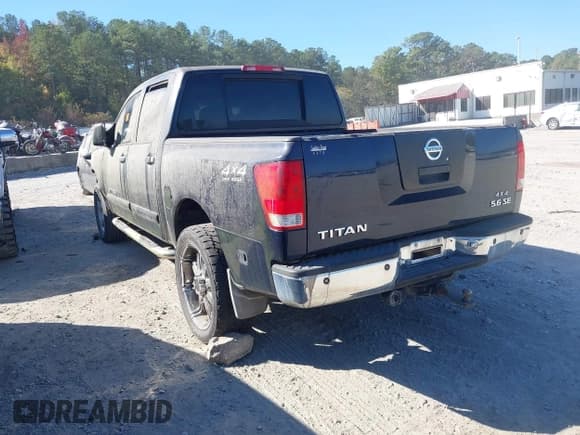 ✅ 2006 Nissan Titan LE • VIN: 1N6BA07B76N532903 • Lot: 43466795. Wystawiony na IAAI z przebiegiem Nie podano. Bezpłatny archiwum sprzedaży aukcyjnych z USA i szczegółowy raport historii pojazdu na DreamBid. Zdjęcie 3.