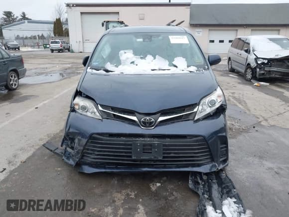 ✅ 2020 Toyota Sienna LE • VIN: 5TDKZ3DCXLS024652 • Lot: 43909047. Wystawiony na IAAI z przebiegiem 32 100 mil. Bezpłatny archiwum sprzedaży aukcyjnych z USA i szczegółowy raport historii pojazdu na DreamBid. Zdjęcie 12.