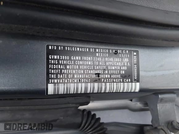 ✅ 2012 Volkswagen Beetle Turbo • VIN: 3VWVA7AT0CM619040 • Lot: 43011151. Listed on IAAI with 181,192 mi. Free auction sales archive from the USA and detailed vehicle history report at DreamBid. Image 9.