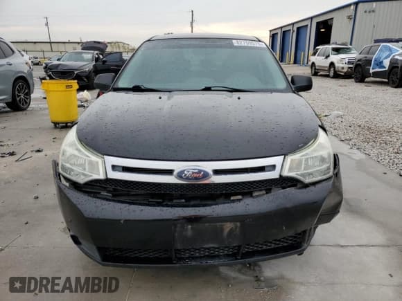✅ 2010 Ford Focus SE • VIN: 1FAHP3FN3AW147811 • Lot: 82759575. Listed on Copart with 135,847 mi. Free auction sales archive from the USA and detailed vehicle history report at DreamBid. Image 5.