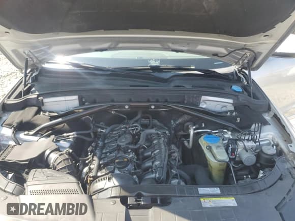 ✅ 2012 Audi Q5 Premium Plus • VIN: WA1LFAFP9CA061927 • Lot: 70009995. Wystawiony na Copart z przebiegiem 231 165 mil. Bezpłatny archiwum sprzedaży aukcyjnych z USA i szczegółowy raport historii pojazdu na DreamBid. Zdjęcie 11.