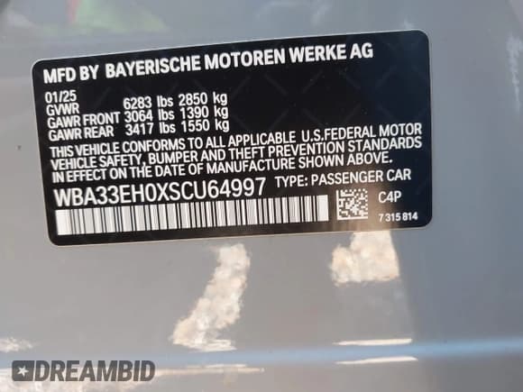✅ 2025 BMW 7 Series 740i xDrive • VIN: WBA33EH0XSCU64997 • Lot: 43517267. Wystawiony na IAAI z przebiegiem 8 443 mil. Bezpłatny archiwum sprzedaży aukcyjnych z USA i szczegółowy raport historii pojazdu na DreamBid. Zdjęcie 9.