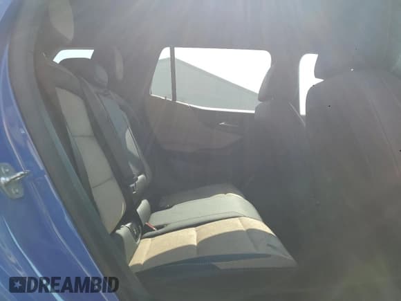 ✅ 2025 Chevrolet Equinox AWD ACTIV • VIN: 3GNAXSEG6SL223190 • Lot: 62181745. Wystawiony na Copart z przebiegiem 3 898 mil. Bezpłatny archiwum sprzedaży aukcyjnych z USA i szczegółowy raport historii pojazdu na DreamBid. Zdjęcie 11.