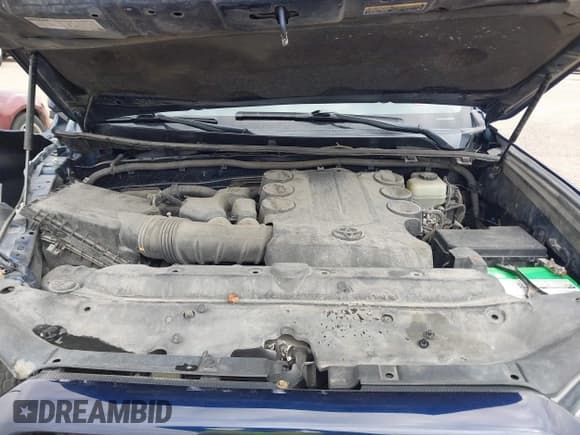 ✅ 2019 Toyota 4Runner SR5 • VIN: JTEBU5JR3K5722863 • Lot: 41578713. Listed on IAAI with 109,723 mi. Free auction sales archive from the USA and detailed vehicle history report at DreamBid. Image 10.