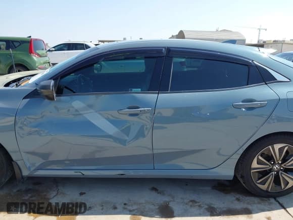 ✅ 2018 Honda Civic EX-L • VIN: SHHFK7H70JU222893 • Lot: 43178061. Wystawiony na IAAI z przebiegiem 160 771 mil. Bezpłatny archiwum sprzedaży aukcyjnych z USA i szczegółowy raport historii pojazdu na DreamBid. Zdjęcie 14.