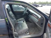 ✅ 2003 Cadillac DeVille • VIN: 1G6KD54Y73U160726 • Lot: 42837250. Wystawiony na IAAI z przebiegiem 173 033 mil. Bezpłatny archiwum sprzedaży aukcyjnych z USA i szczegółowy raport historii pojazdu na DreamBid. Zdjęcie 5.