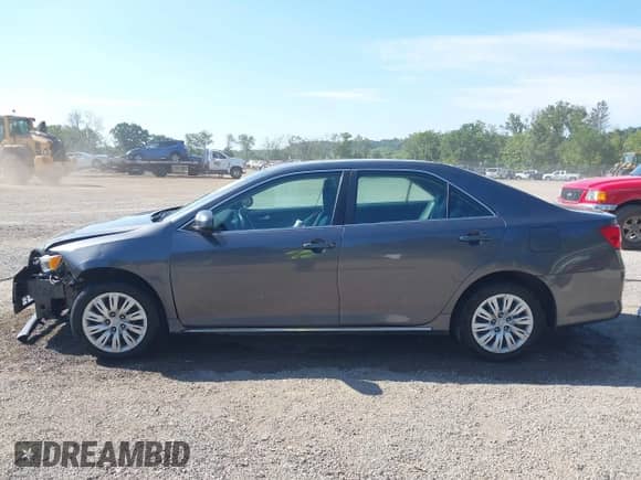 2012 Toyota Camry L с VIN 4T4BF1FK6CR260309, выставлен на аукционе IAAI как лот 43137384 с пробегом 125 393 миль миль и . История ставок и продаж доступна на DreamBid. Изображение 15.