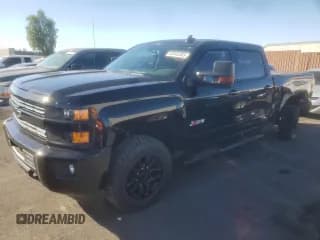 ✅ 2016 Chevrolet Silverado 2500HD LT • VIN: 1GC1KVEG5GF273802 • Lot: 82342365. Listed on Copart with 92,818 mi. Free auction sales archive from the USA and detailed vehicle history report at DreamBid. Image 1.