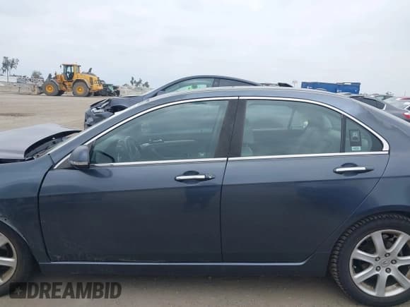 ✅ 2005 Acura TSX • VIN: JH4CL96815C029064 • Lot: 42796897. Listed on IAAI with 232,667 mi. Free auction sales archive from the USA and detailed vehicle history report at DreamBid. Image 14.