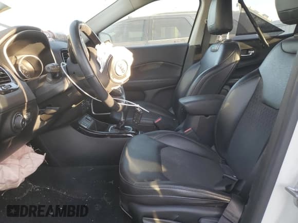 ✅ 2020 Jeep Compass Latitude • VIN: 3C4NJCBB9LT141160 • Lot: 73943324. Listed on Copart with Not provided. Free auction sales archive from the USA and detailed vehicle history report at DreamBid. Image 7.